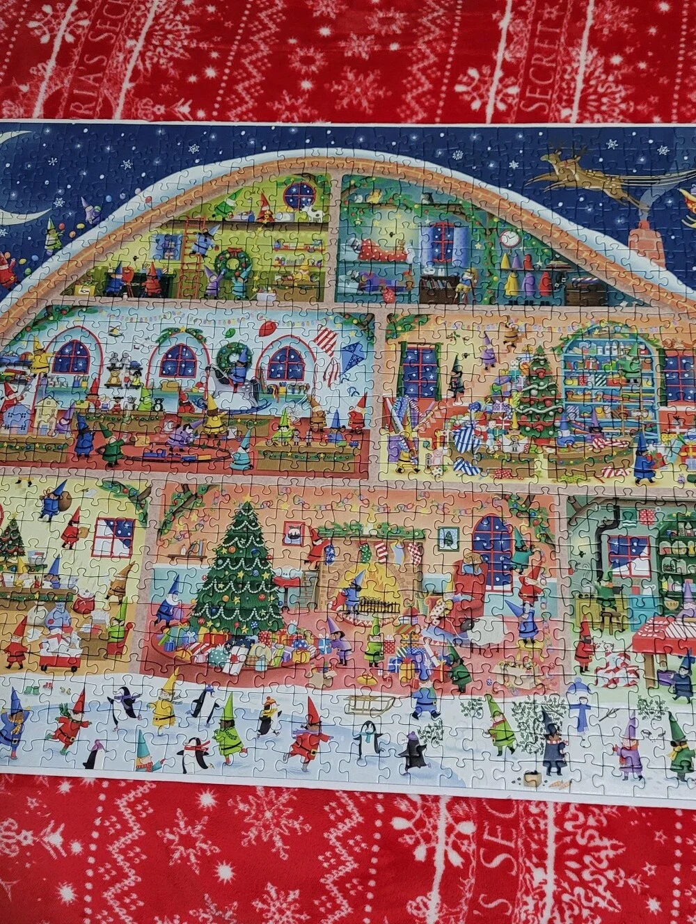 RAVENSBURGER, Santa's Workshop, 1000 Piece Christmas Puzzle